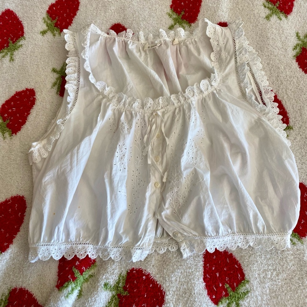 Doen White Eyelet Lace Trim Crop Top (Traveler top)